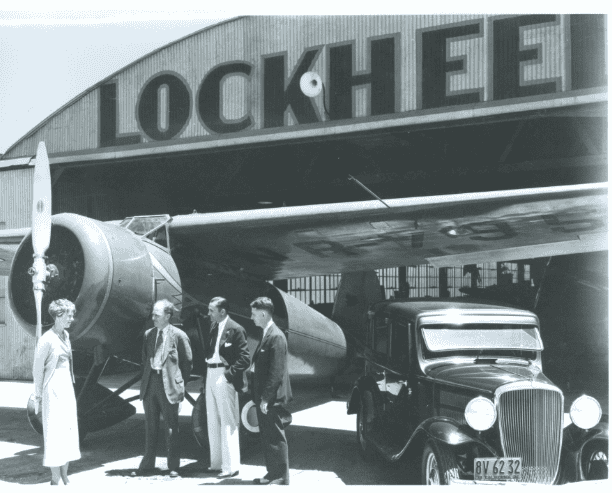 Ae Vega And Men At Lockheed