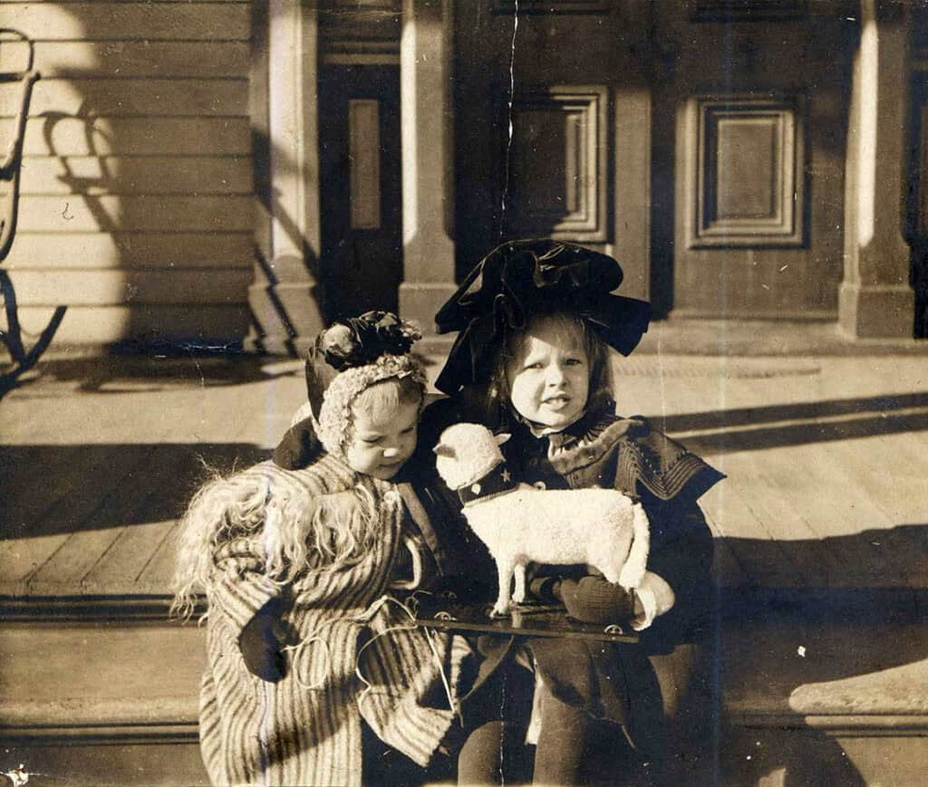 Ae And Sister Muriel